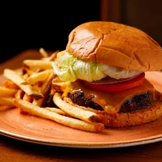 Tavern Cheeseburger